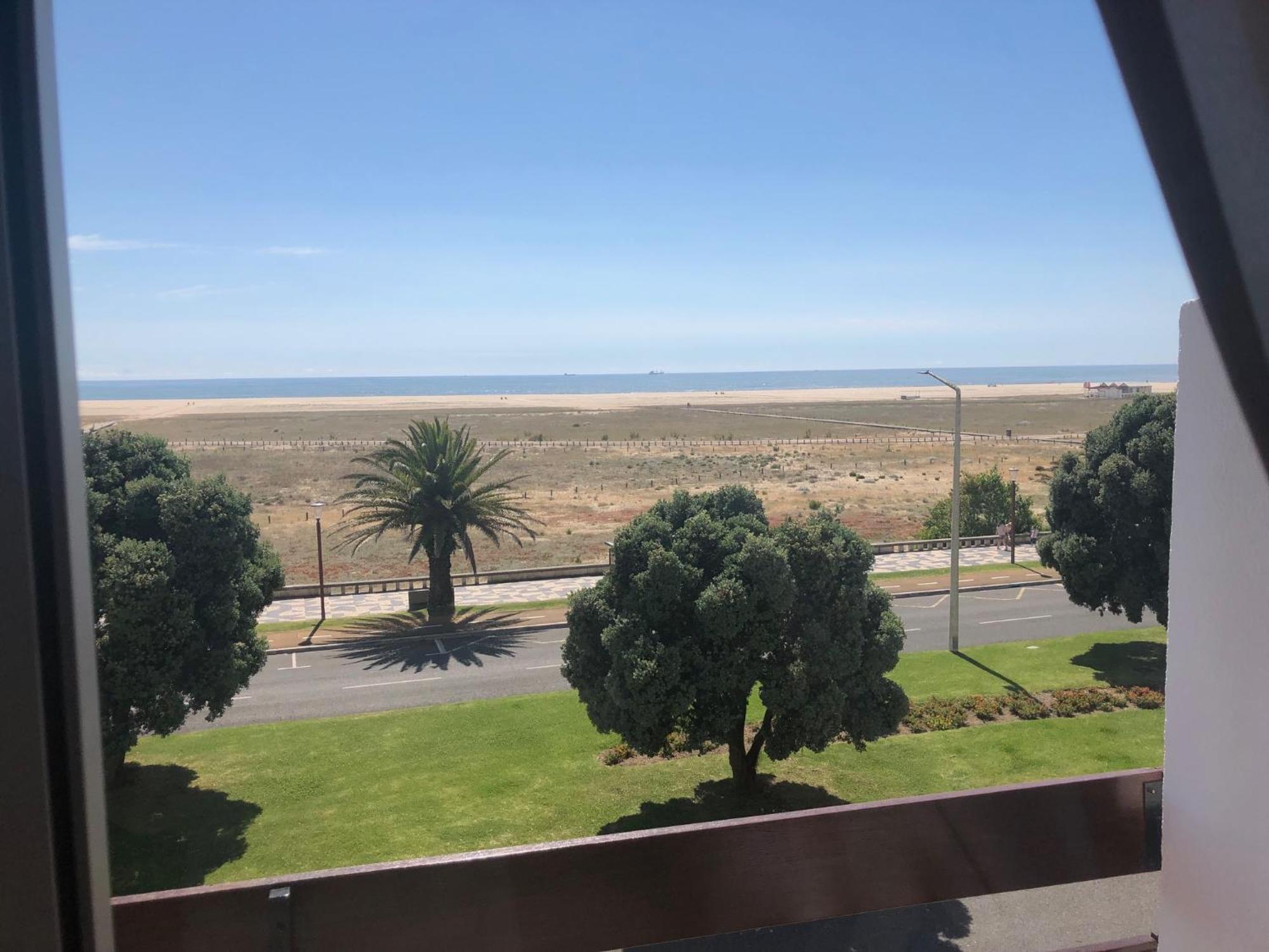 Casa Da Praia Com Tres Quartos - Figueira Foz Figueira da Foz Bagian luar foto
