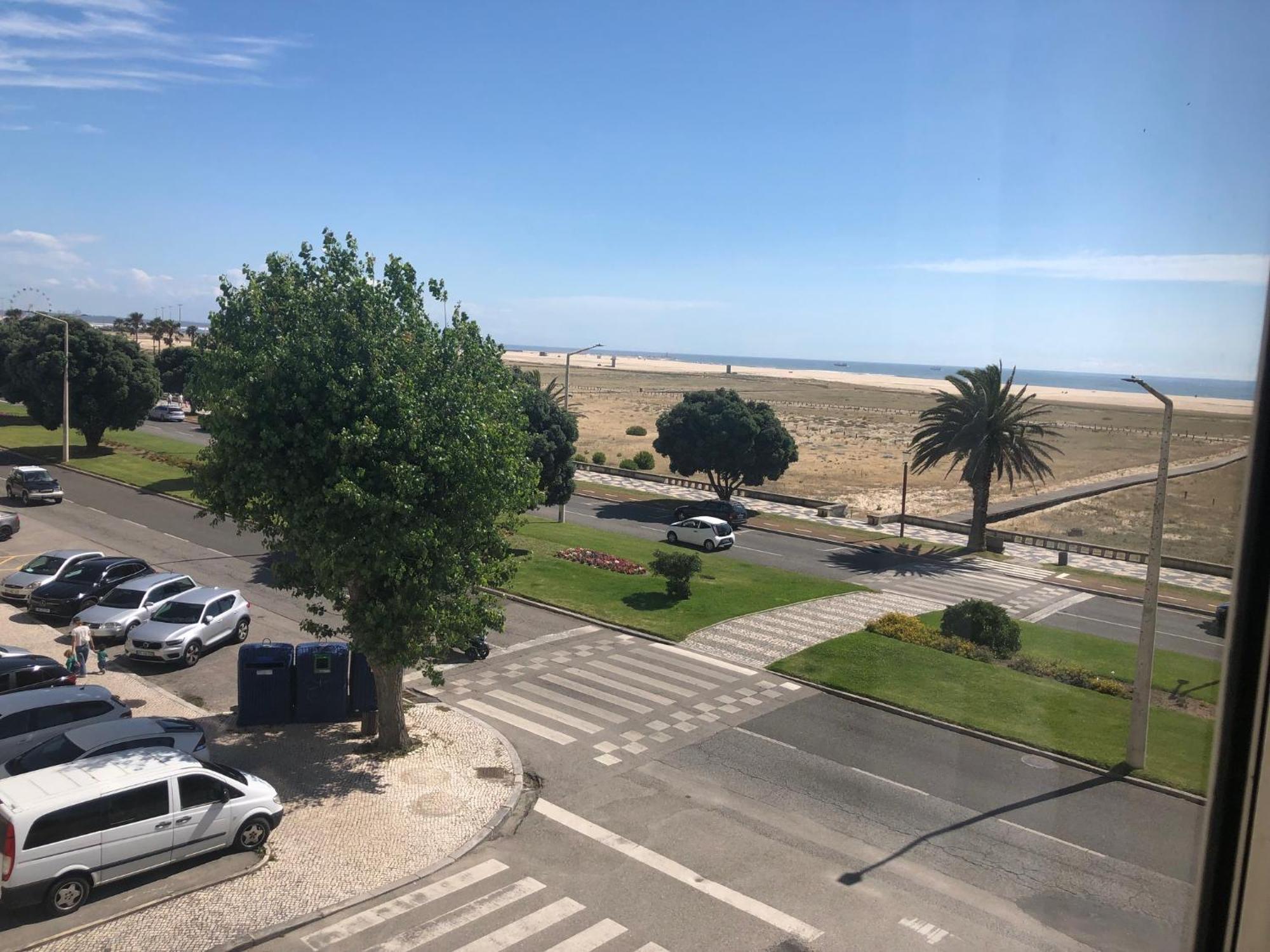 Casa Da Praia Com Tres Quartos - Figueira Foz Figueira da Foz Bagian luar foto